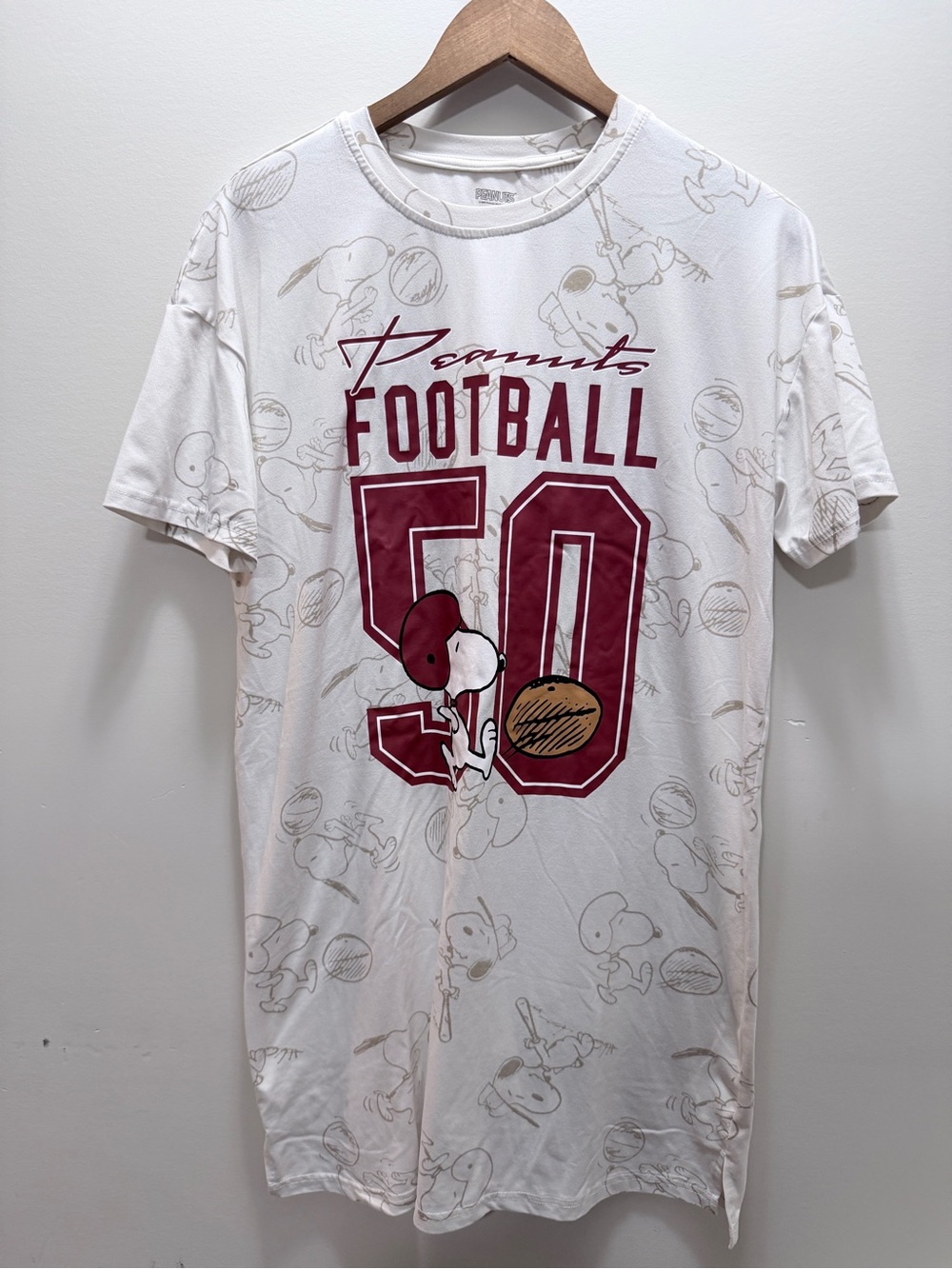 Peanuts White Dress Shirt with Maroon Football 50 Graphic Size Small